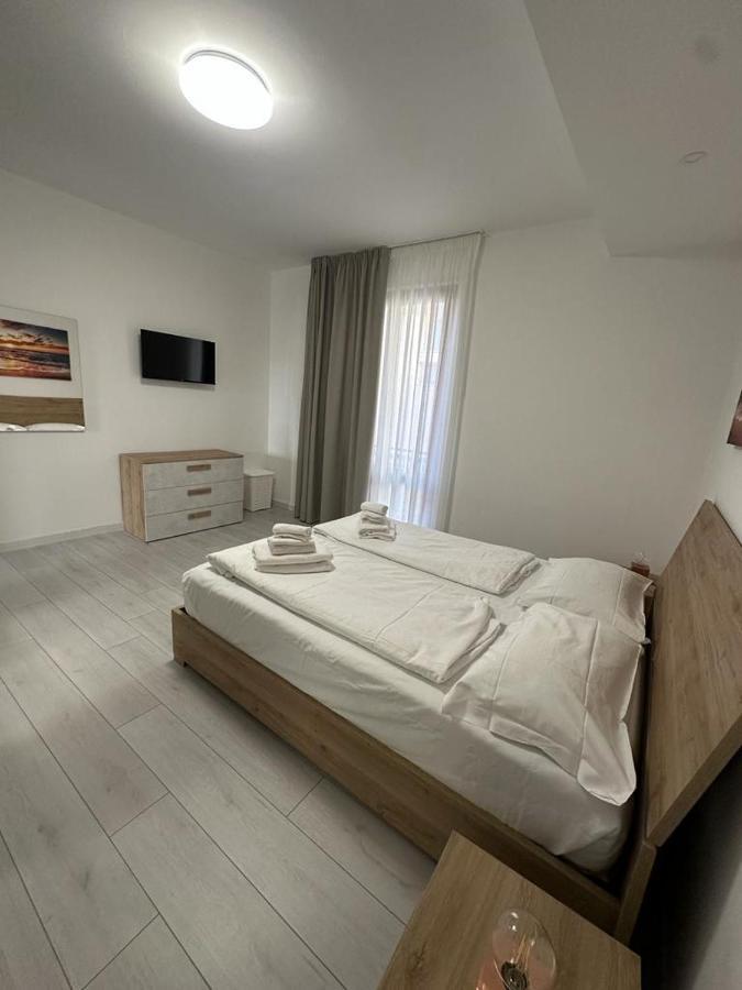 Cavour Apartment Center ברדולינו מראה חיצוני תמונה